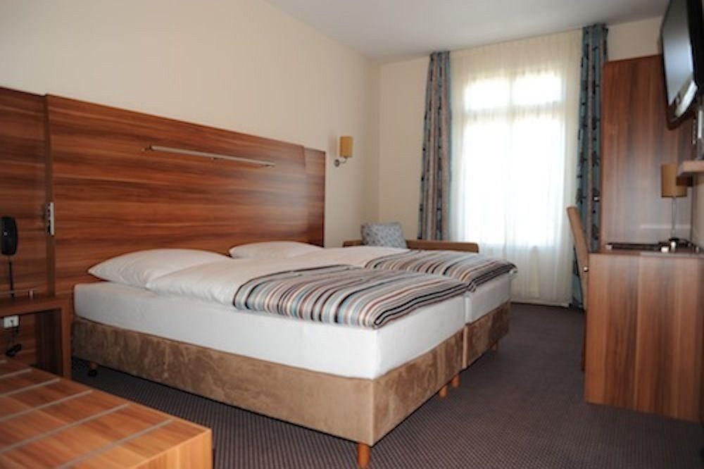 Albert Premier Hotel Bagnoles-de-l'Orne Eksteriør billede