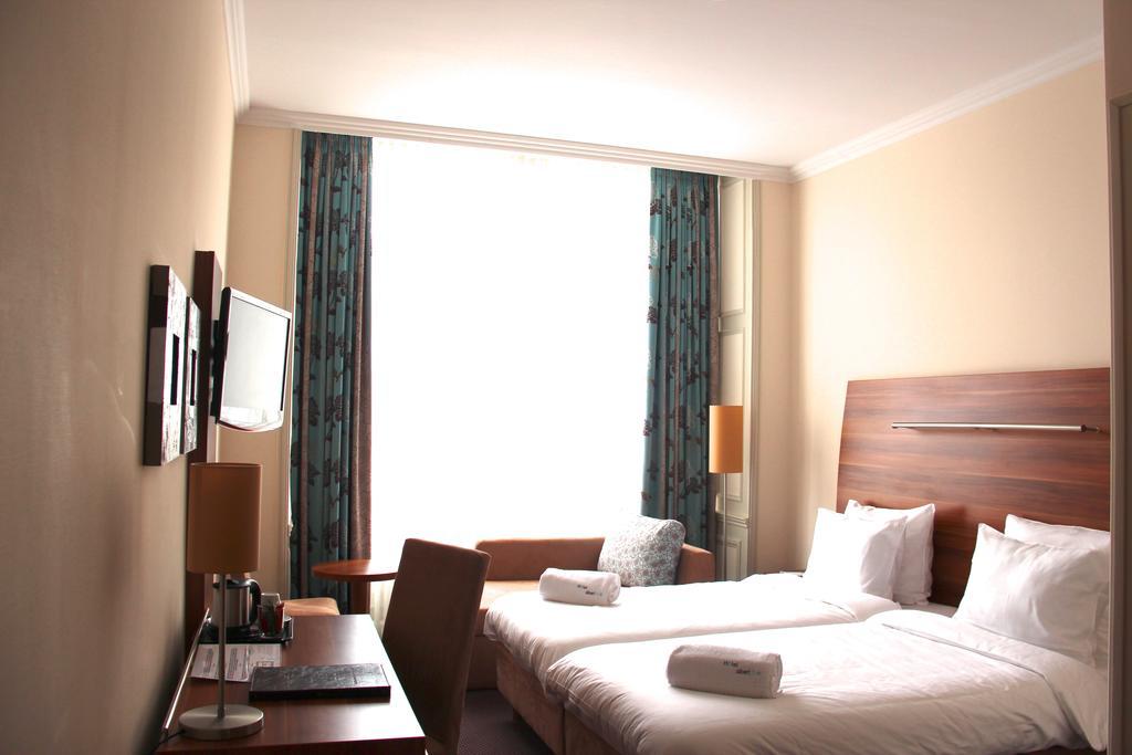 Albert Premier Hotel Bagnoles-de-l'Orne Eksteriør billede